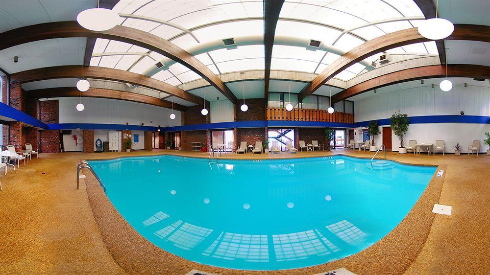 Comfort Inn Airport Манчестер Экстерьер фото
