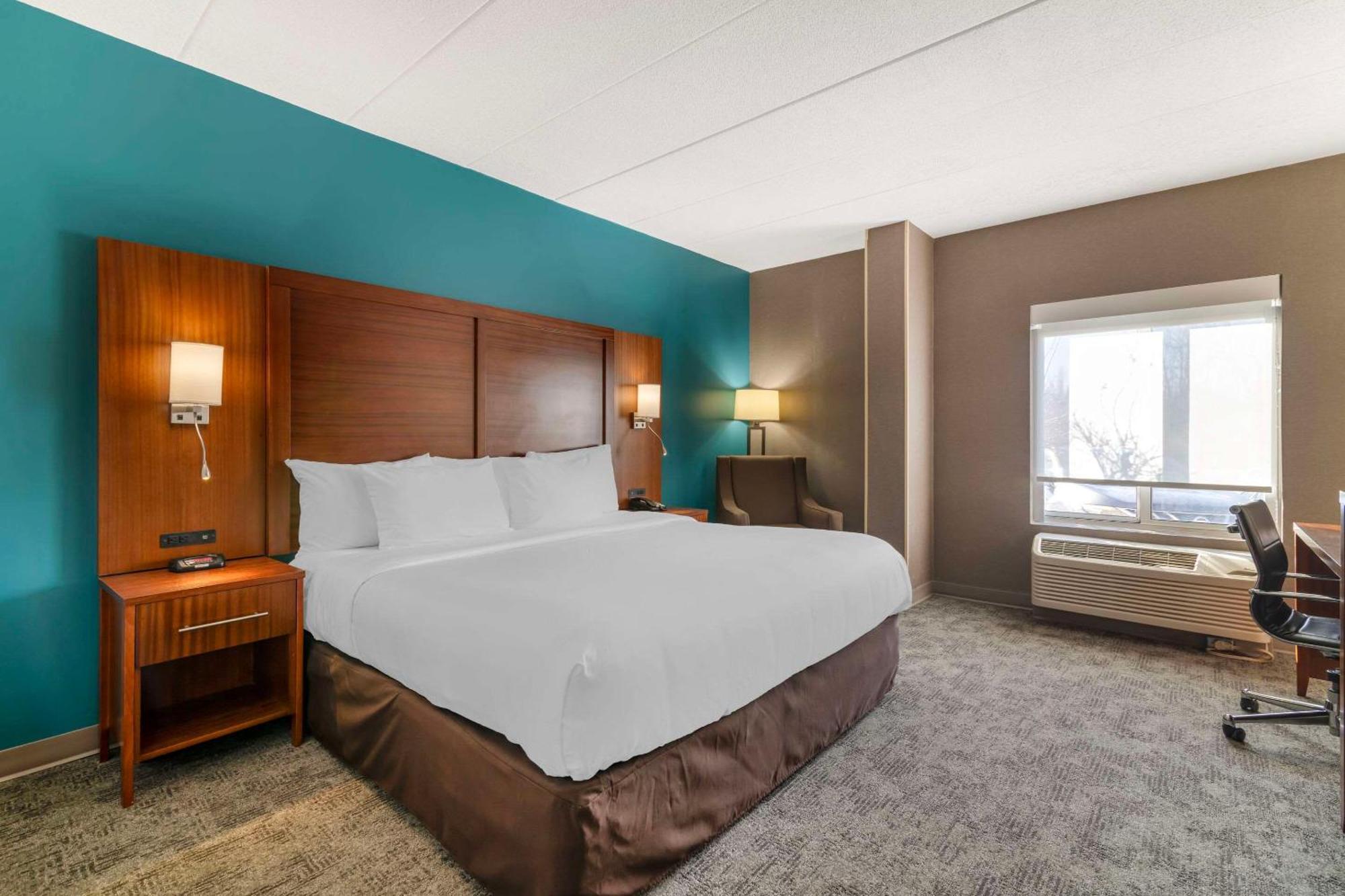 Comfort Inn Airport Манчестер Экстерьер фото
