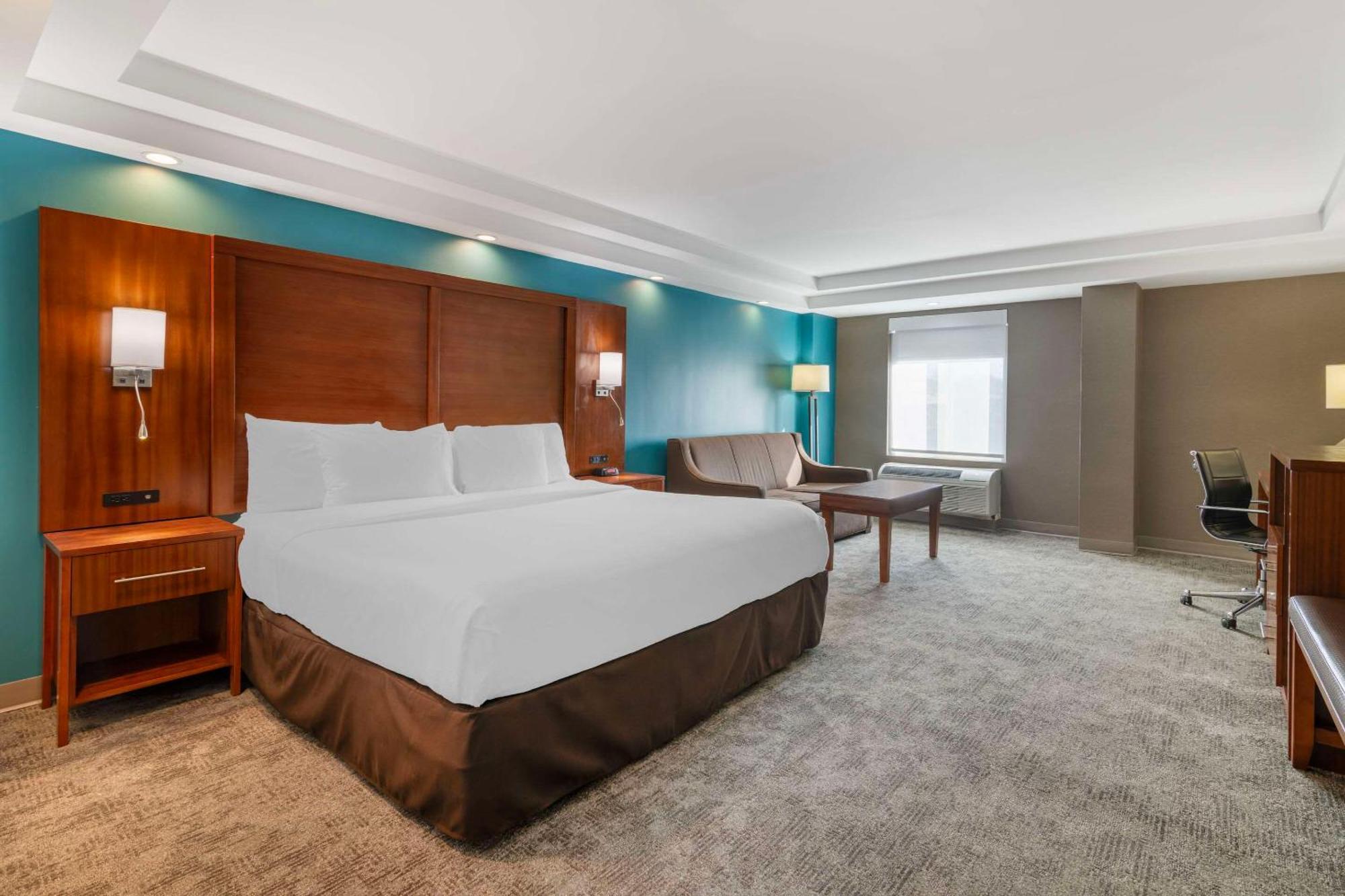 Comfort Inn Airport Манчестер Экстерьер фото