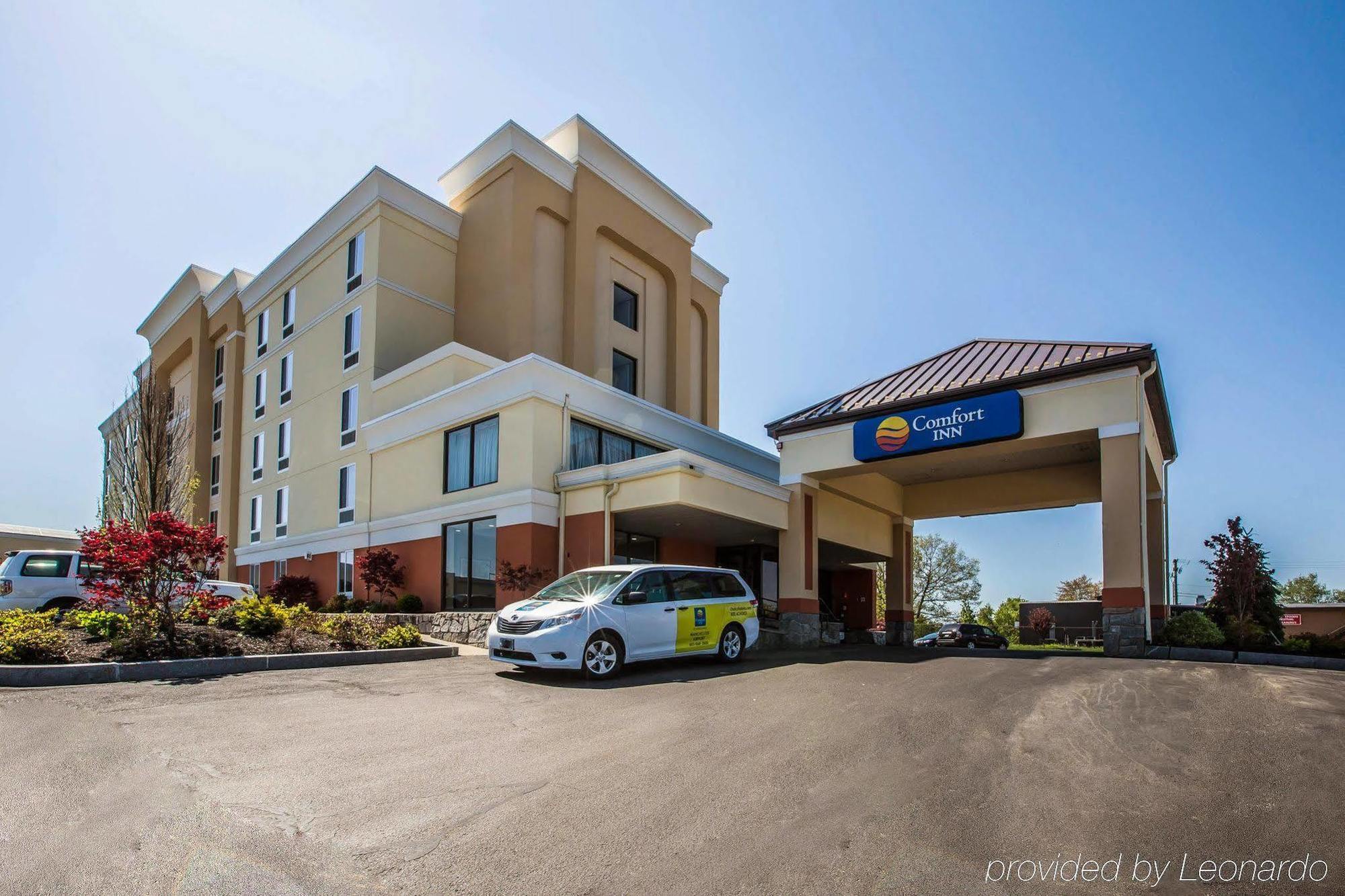 Comfort Inn Airport Манчестер Экстерьер фото