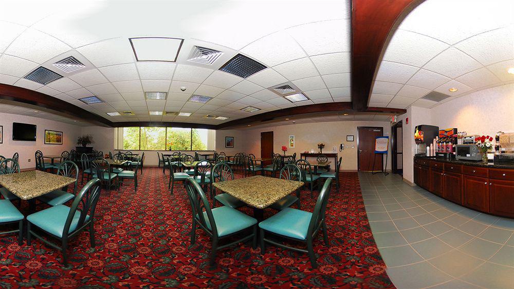 Comfort Inn Airport Манчестер Экстерьер фото