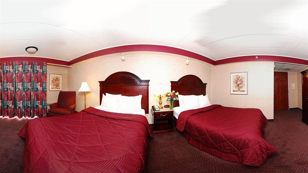 Comfort Inn Airport Манчестер Экстерьер фото